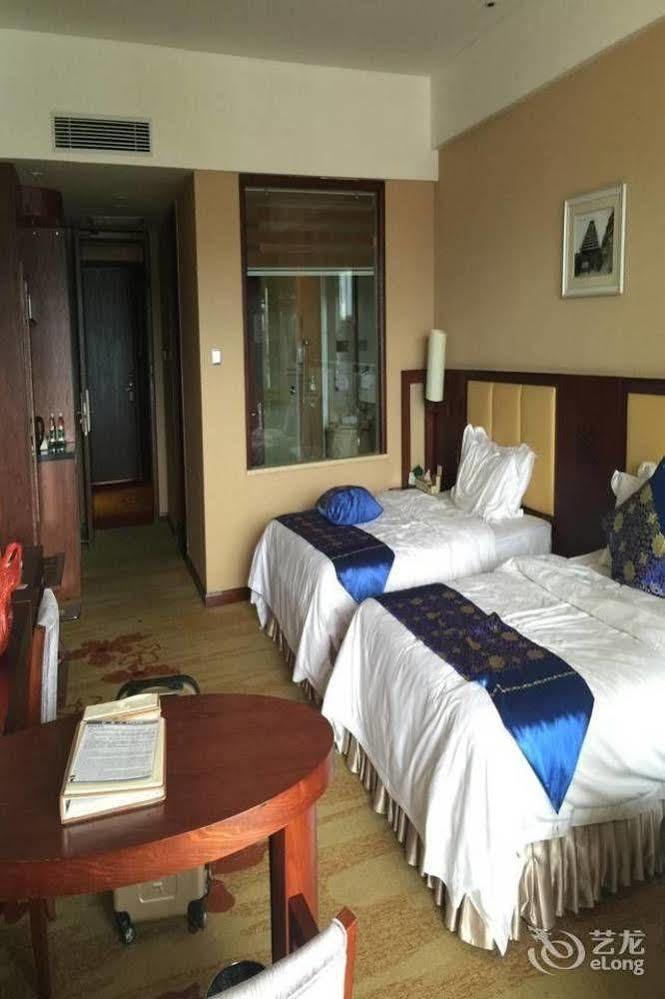Liuzhou Sanjiangxian Dongxiangguo Hotel المظهر الخارجي الصورة